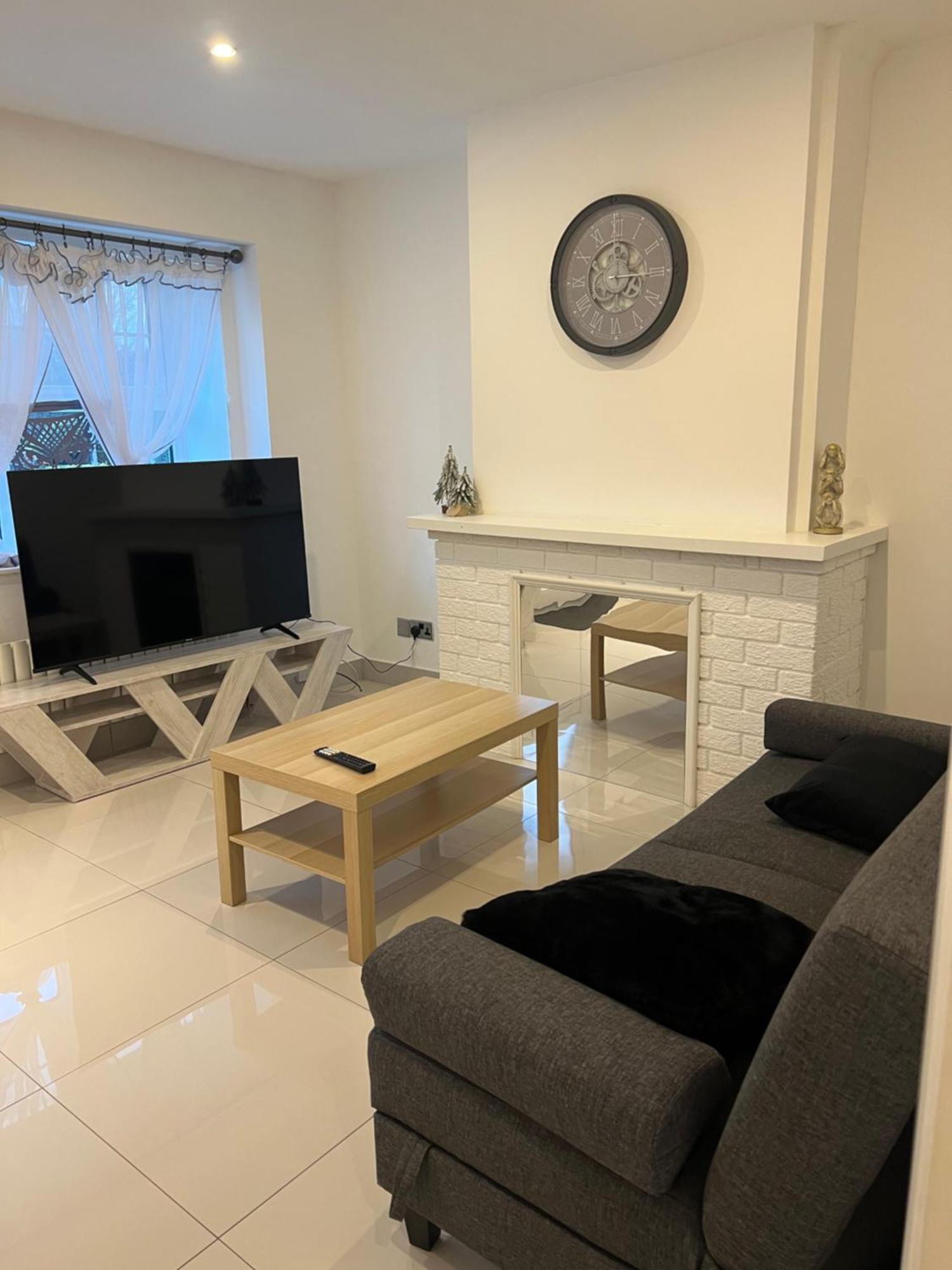Hempshill Lane Holiday Home 노팅엄 외부 사진